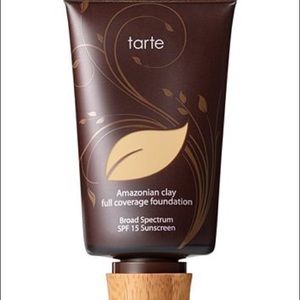 Amazonian Clay Full Coverage Foundation SPF 15